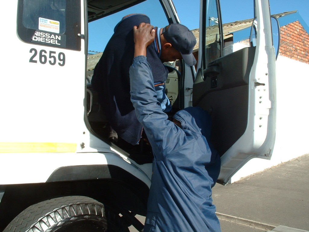 Top 29 Anti Hijacking Tips For Truck Drivers 5572